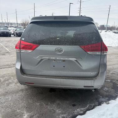 2014 Toyota Sienna XLE