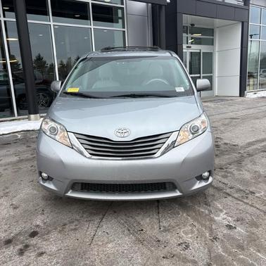 2014 Toyota Sienna XLE