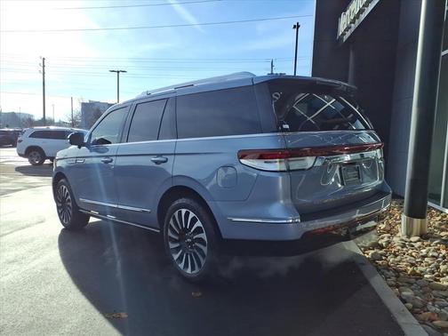 2024 Lincoln Navigator Black Label