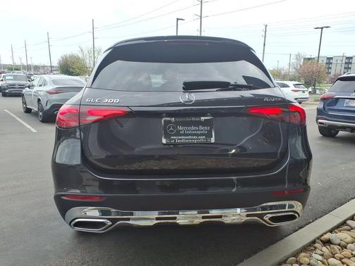 Graphite Gray Metallic 2026 Mercedes-Benz GLC 300 Base 4MATIC