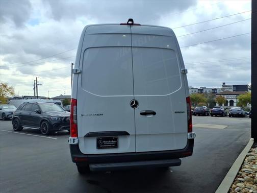 2026 Mercedes-Benz Sprinter 2500 High Roof