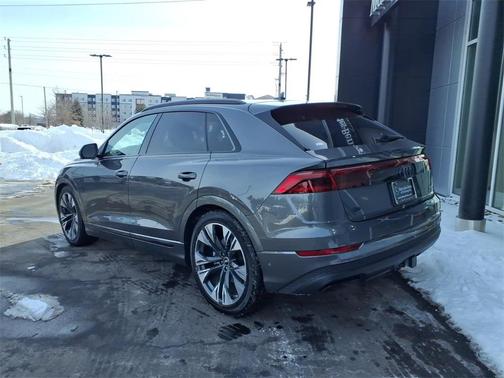2025 Audi Q8 55 Premium