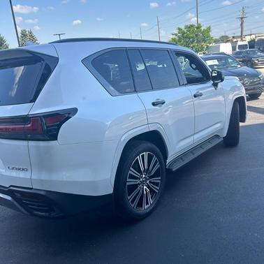 2024 Lexus LX 600 Luxury