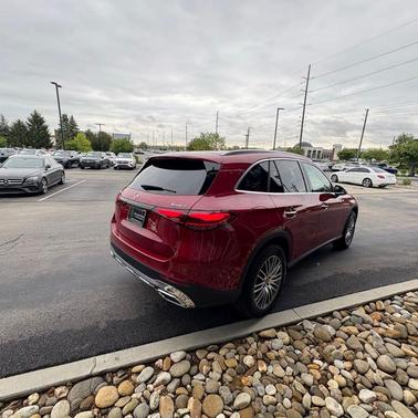 MANUFAKTUR Patagonia Red Metallic 2026 Mercedes-Benz GLC 300 Base 4MATIC
