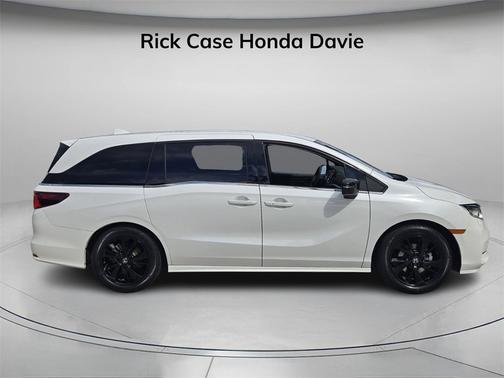 2023 Honda Odyssey 
