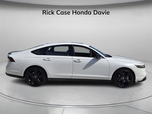 2025 Honda Accord Hybrid 