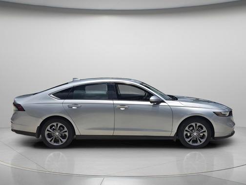 Solar Silver Metallic 2024 Honda Accord