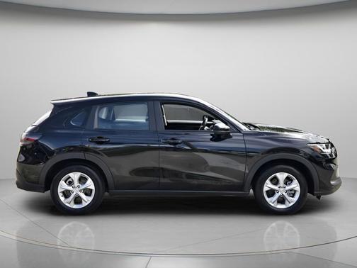 Crystal Black Pearl 2023 Honda HR-V
