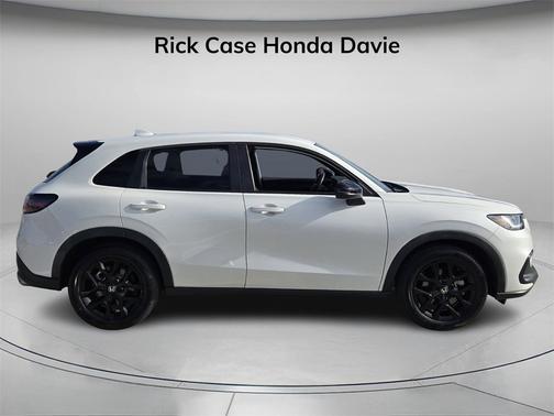 2023 Honda HR-V 