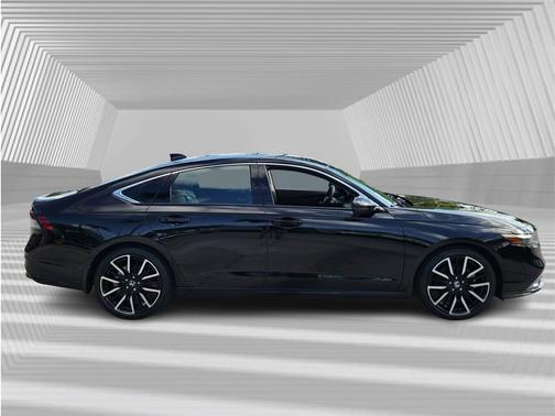 2025 Honda Accord Hybrid