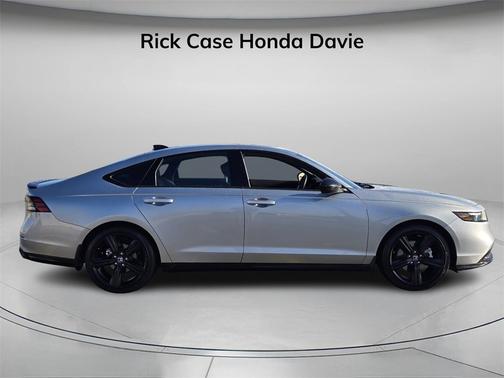 2024 Honda Accord Hybrid 