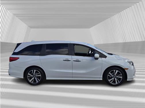 2023 Honda Odyssey 