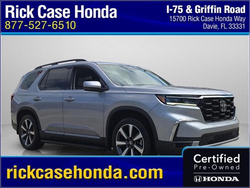 Lunar Silver Metallic 2024 Honda Pilot
