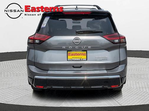 2025 Nissan Rogue Platinum