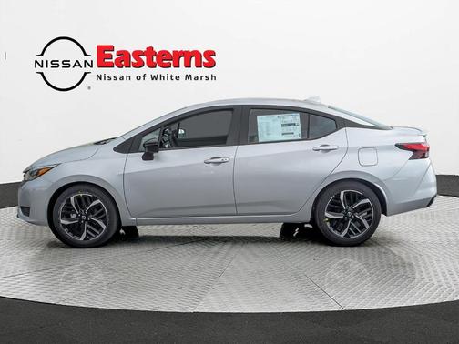 2025 Nissan Versa 1.6 SR