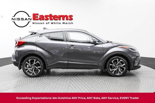 2022 Toyota C-HR XLE