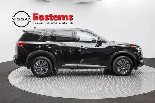 2024 Nissan Pathfinder S