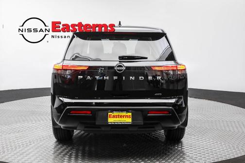 2024 Nissan Pathfinder S