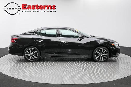 2023 Nissan Maxima SV