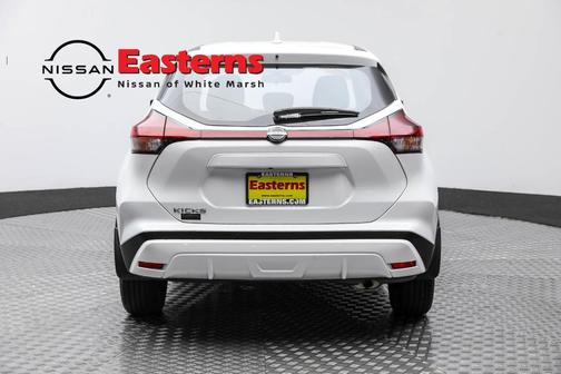 2023 Nissan Kicks S