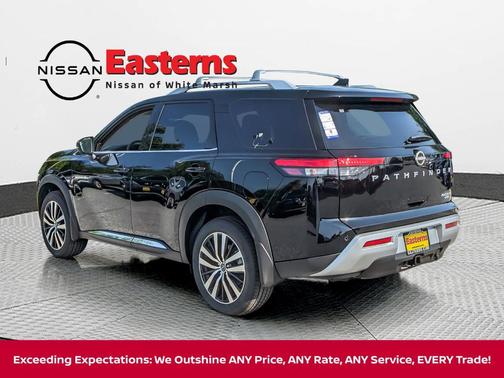 2025 Nissan Pathfinder Platinum