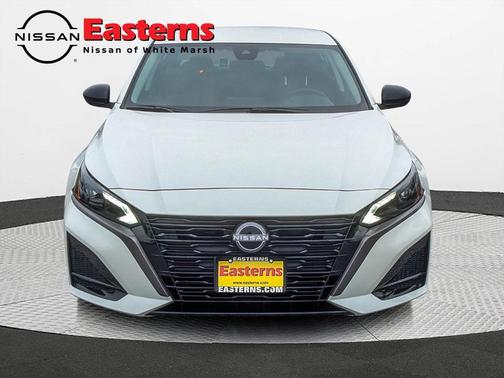 Pearl White Tricoat 2026 Nissan Altima 2.5 SV