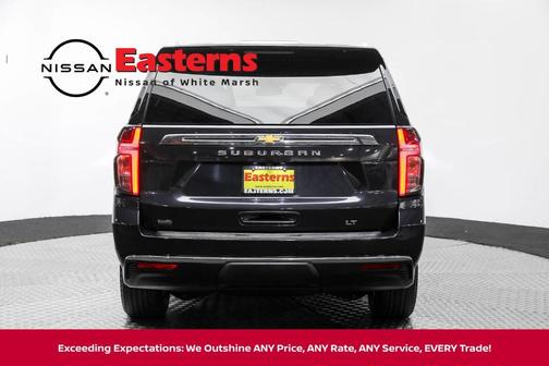 2023 Chevrolet Suburban LT