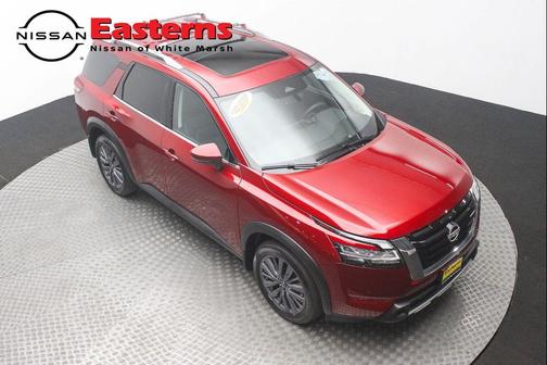 2024 Nissan Pathfinder SL