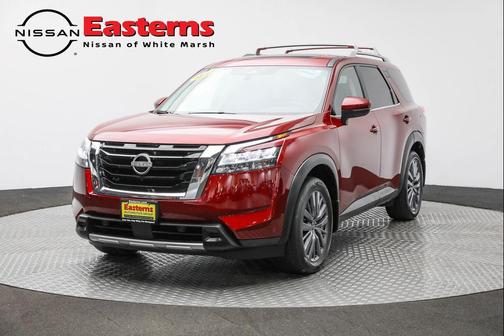 2024 Nissan Pathfinder SL