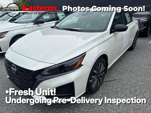 Pearl White Tricoat 2026 Nissan Altima 2.5 SV