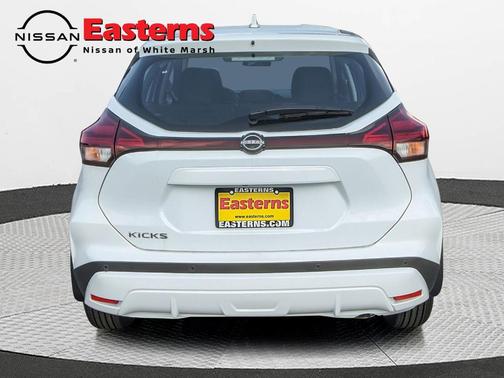 2025 Nissan Kicks Play S