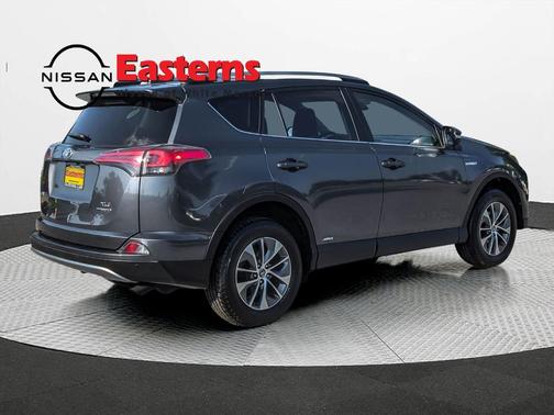2018 Toyota RAV4 Hybrid XLE