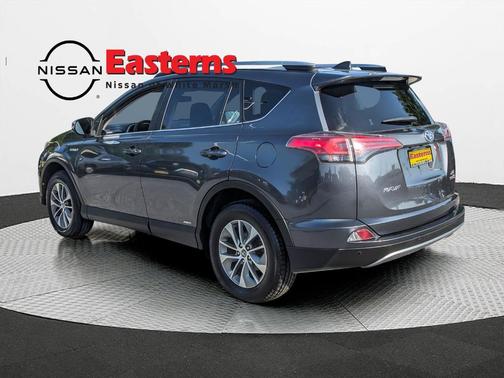 2018 Toyota RAV4 Hybrid XLE