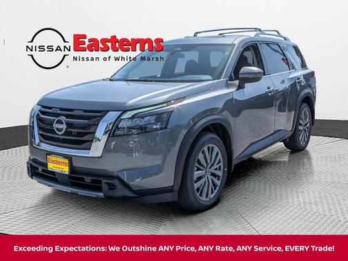 2025 Nissan Pathfinder SL