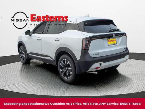 2025 Nissan Kicks SV