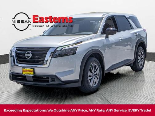 2025 Nissan Pathfinder S