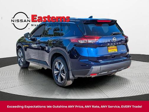 2025 Nissan Rogue SL