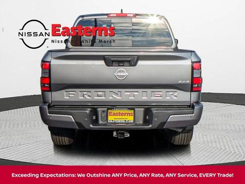 2025 Nissan Frontier SV