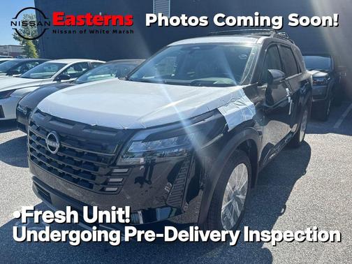 Super Black 2026 Nissan Pathfinder Platinum