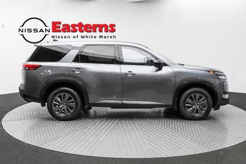 2024 Nissan Pathfinder S