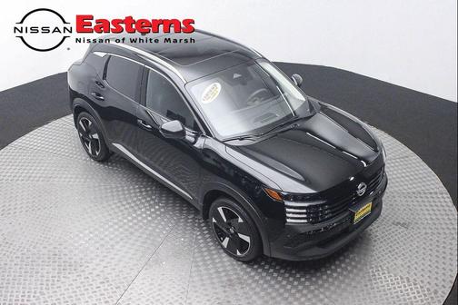 Super Black 2026 Nissan Kicks SR