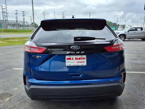 2021 Ford Edge SE