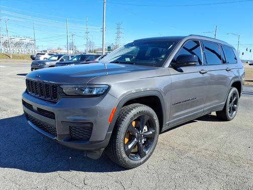 2022 Jeep Grand Cherokee L Laredo
