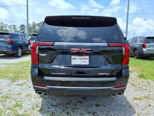 Onyx Black 2026 GMC Yukon AT4