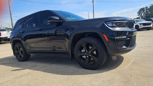 Diamond Black 2023 Jeep Grand Cherokee Limited