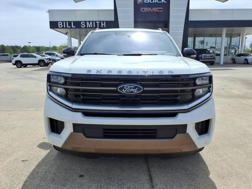 White Metallic 2025 Ford Expedition King Ranch