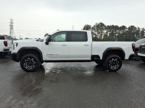 2025 GMC Sierra 2500 AT4X