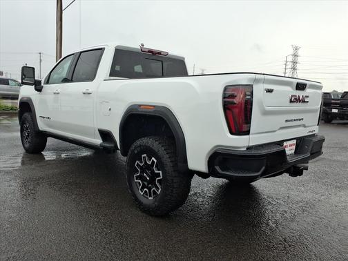 2025 GMC Sierra 2500 AT4X