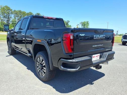 Onyx Black 2026 GMC Sierra 2500 Denali Ultimate