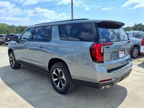 2025 GMC Yukon XL AT4